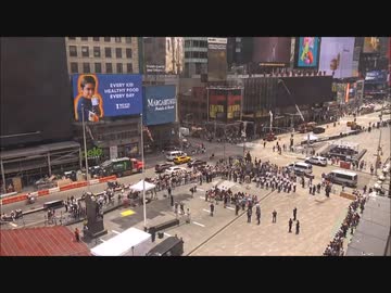 2023_6_21_ニューヨークタイムズスクエア東部夏時間お昼ごろから開始された演奏