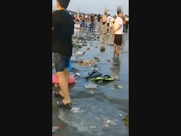 中国人･･･中国第一の広東ビーチ汚す2023/07/17掃除する方を最下層と考える