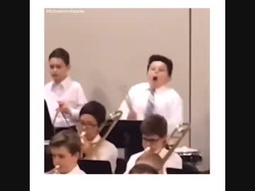 ホモと見る一人だけまだ準備が出来ていなかった吹奏楽のガキ