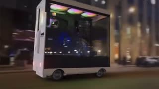 ホモと見るゲーミングPCみたいな車