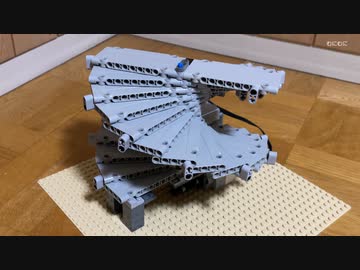 【LEGO】レオナルド・ダ・ヴィンチの二重らせん階段。上りと下りの動線は別