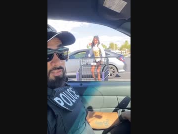 ホモと見る警官vs女