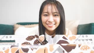 ミスドでひたすら飯テロする動画です。