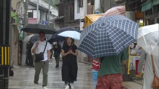 九州北部地方　土砂災害や局地的な大雨に警戒を