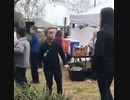 ホモと見る女子にダンスバトルを仕掛ける少年