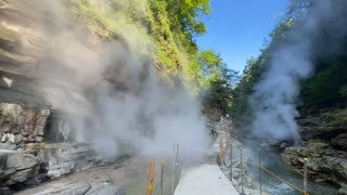 秋田県湯沢市　小安峡大噴湯5　轟音響く中心部　2023　0923