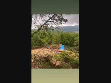 ホモと見る地すべりの瞬間