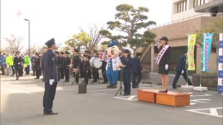 リレー五輪選手が「一日署長」に就任、心がはやる歳末の交通安全に“特別警戒”