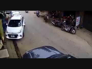 ホモと見るなかなか発進できずイライラしてしまう女