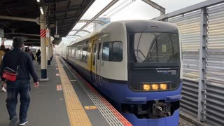 255系 新木場駅 通過