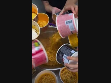 ホモと見る韓国のＺ世代で流行ってるラーメン