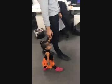 ホモと見る３０歳になった世界一背が小さな女