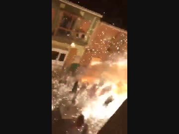 ホモと見る花火でド派手に祝う新年