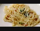 深夜の冷凍パスタ  にんにくと玉ねぎを炒めて追加しました こちらの映画を見ながら一杯ました