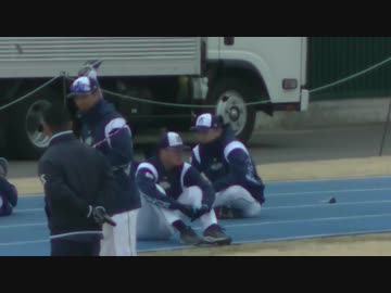【スワローズ戸田二軍キャンプが寒そう】ストレッチする竹山日向や三ツ俣大樹（ヤクルトスワローズ 戸田球場2024年2月2日）