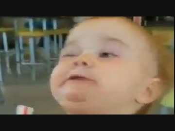 ホモと見る生まれて初めてコーラを飲んだ女の子