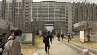 国公立大学２次試験（後期日程）に挑む　九州大学では募集定員２５９人に対し９．４倍の狭き門