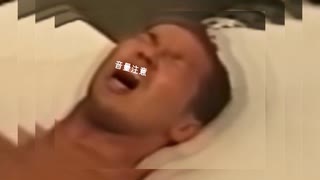 クゥーン…