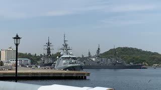 海上自衛隊横須賀基地に入港する護衛艦たかなみ