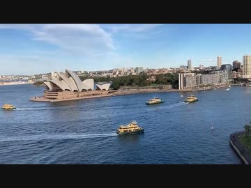 The Sydney Opera House and the ferry【甲村京也】