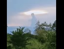ホモと見るゴジラみたいな雲