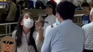 ホモと見る大声で謎のおまじないをかける女