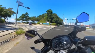 青い白バイが居た（？）