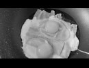 目玉焼きを作る途中