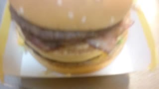 マクドナルドのビッグマック ベーコン