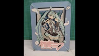 【初音ミク誕生祭2024】ミクさんなペーパークラフト作った