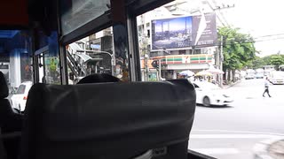 なつかしバンコクの非冷房バス 20130819