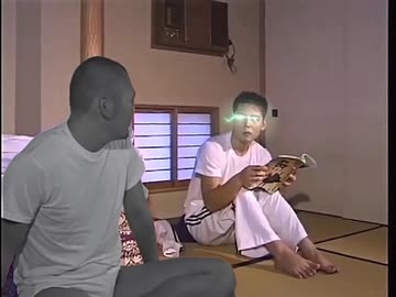 メドゥーサみたいに目を合わせたら相手を石にする能力があるKMR