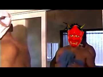 MURに見られてない時だけ鬼の形相で睨みつける野獣