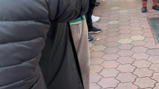 パレスチナ和平の活動してる人たちのデモを盛り上げてきた。