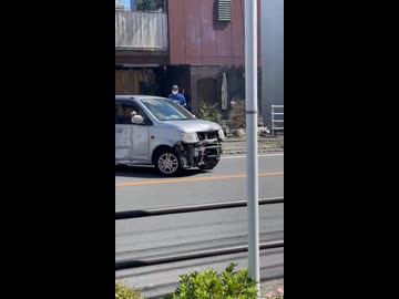 ホモと見るぶつかっても止まらない爺さん