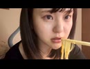 受賞　パスタを食べる