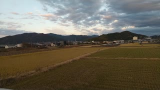 これまでの体験の記憶からの教訓と、その教訓の影響から思い描く未来のイメージの束縛的な幻覚、幻術が解ける遠隔法術ヒーリング