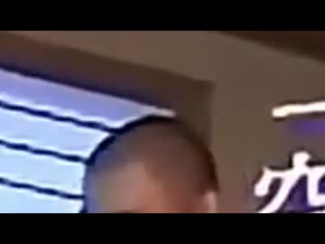 カメラマンから執拗にハゲをイジられるMUR