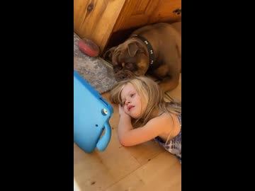 ホモと見る幼女と仲良しイーヌ