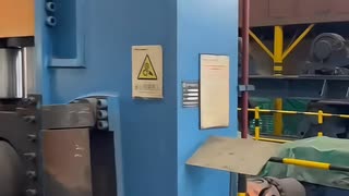 潜水艦製造用プレート圧延機