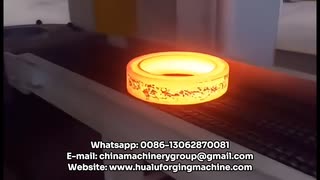 大型油圧プレス自動化生産ライン