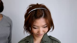 【ショートボブヘア】前髪ポンパの簡単カチューシャアレンジ【佐藤葵 】