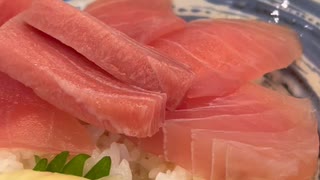 愛知県小牧市の極上海鮮丼&激うま天ぷら屋　天ぷらの天神　小牧店　マグロ丼　おすすめ　とろさば　焼き魚　美味しい　デカ盛り　爆盛り　大盛り　大食い　食べる　刺身　おすし　寿司屋　ご飯　昼飯　ランチ