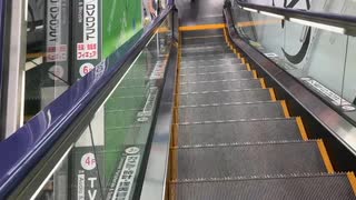 【散歩2022】秋葉原ヨドバシ3号機4階から1階へ2022_8_24