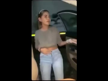 ホモと見る車の外で女が空を飛んでいると錯覚する動画