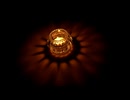 Candles have a special way of creating a calming atmosphere.苗村篤士