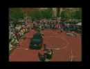 車を飛び越えてダンクシュート