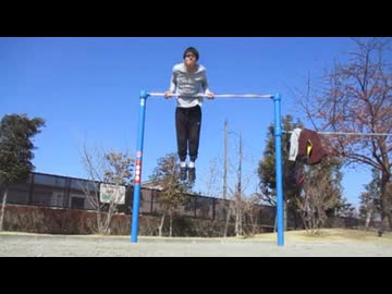 変な懸垂100回 おっさんのニコニコ筋トレ動画