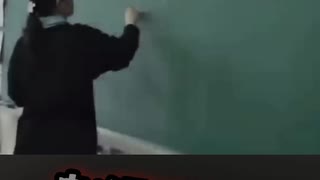 授業中に撮った映像に入り込んだのは…