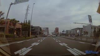 ランドクルーザーを入れてあげる